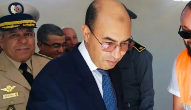 العامل المعزة