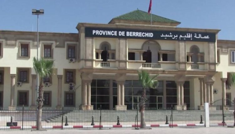 مدير ديوان العامل