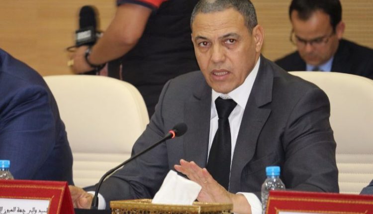 الوالي بيكرات