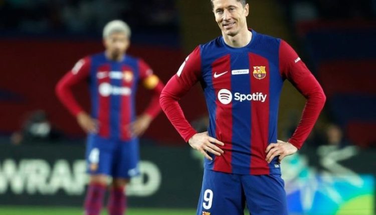 برشلونة