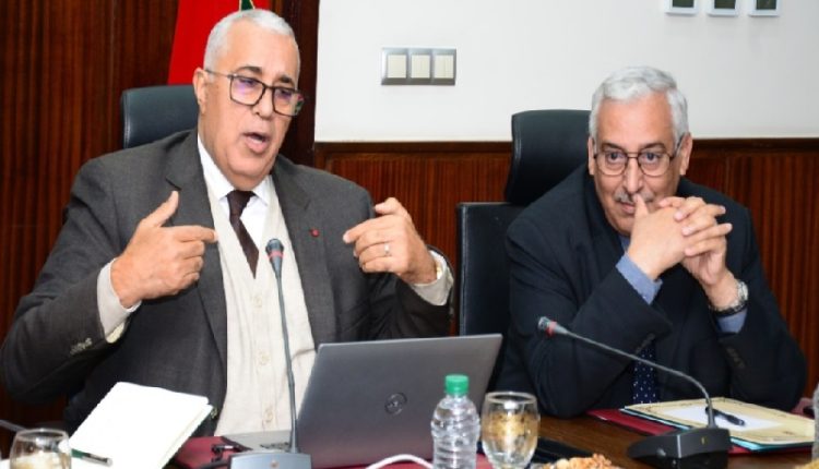 الوالي الجامعي