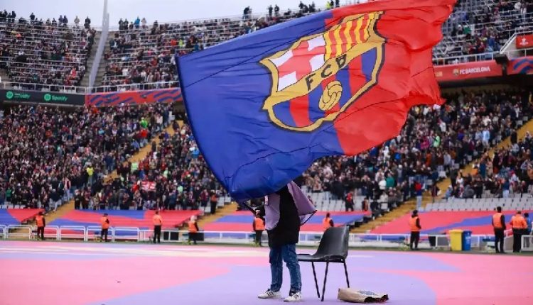 برشلونة
