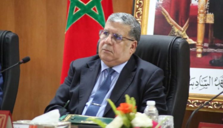 العامل الفطاح